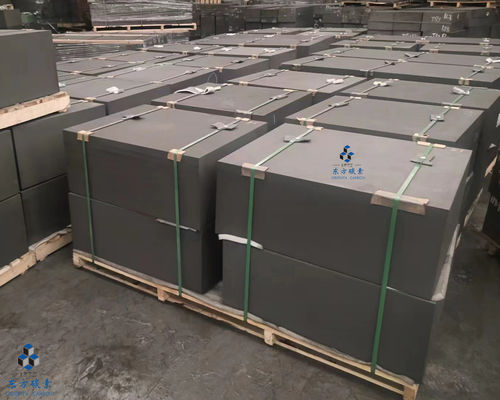 Grafite casting grigio scuro 12 μm Dimensione grana Resistenza alle alte temperature