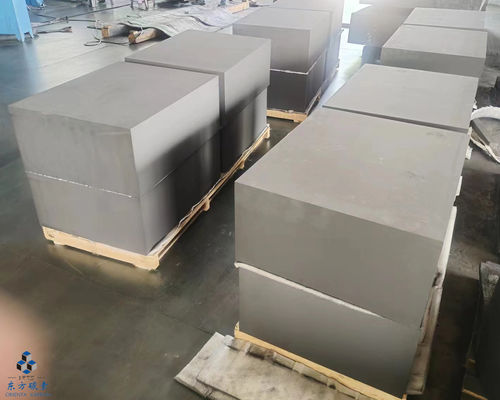 Blocchi di grafite isostatica liscia da 100 Mpa per la crescita del silicio cristallino