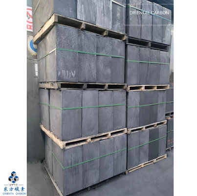 Grigio scuro Batteria al litio liscia Blocco di grafite 1.80 G/Cm3 12μm Dimensione del grano